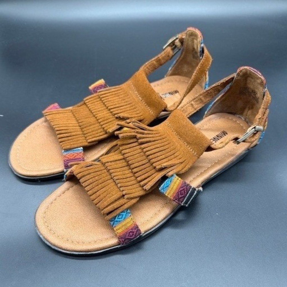 Minnetonka‎ Womens Tan Leather Fringe Southwestern Boho Flat Sandals 71302 BAZ 7